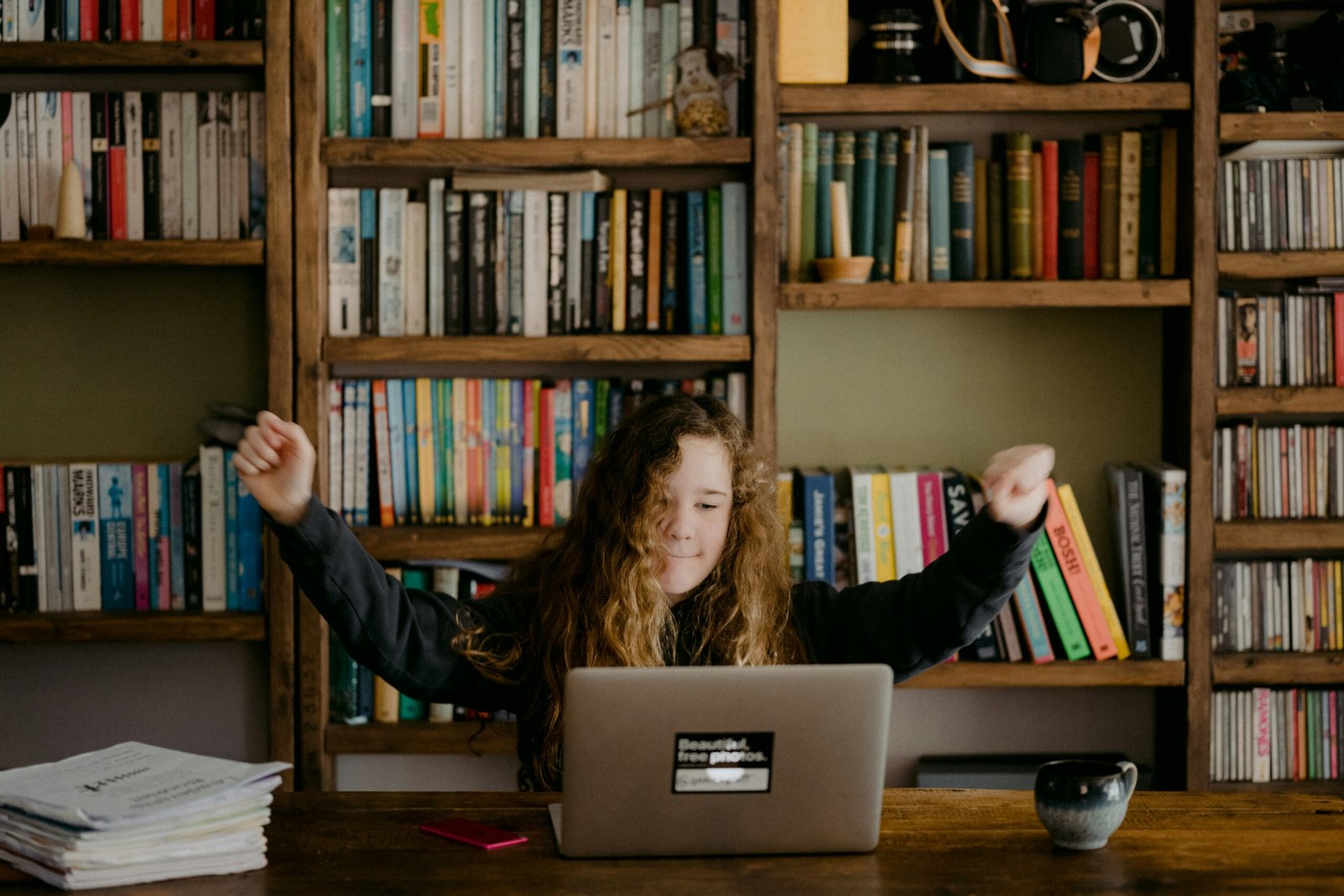Homeschooling vs. Traditional Schooling: Which is Right for Your Child?